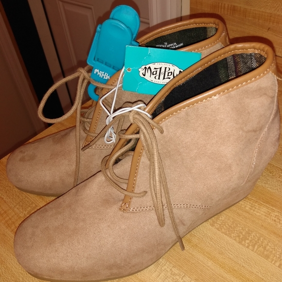 Ladies wedge booties - Picture 3 of 8